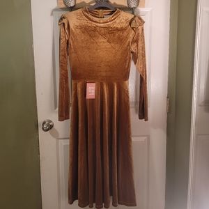 NWT Medium Ivy City Co Amber Gold Yellow Velvet Dress